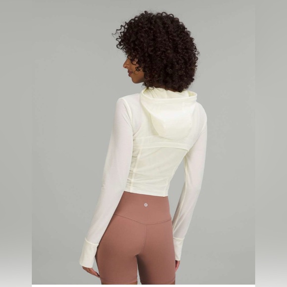 🦄Lululemon Nulu and Mesh Cropped Define Jacket - Picture 2 of 8